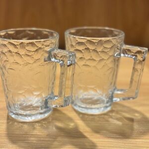 Arcoroc Textured Glass Mugs Set